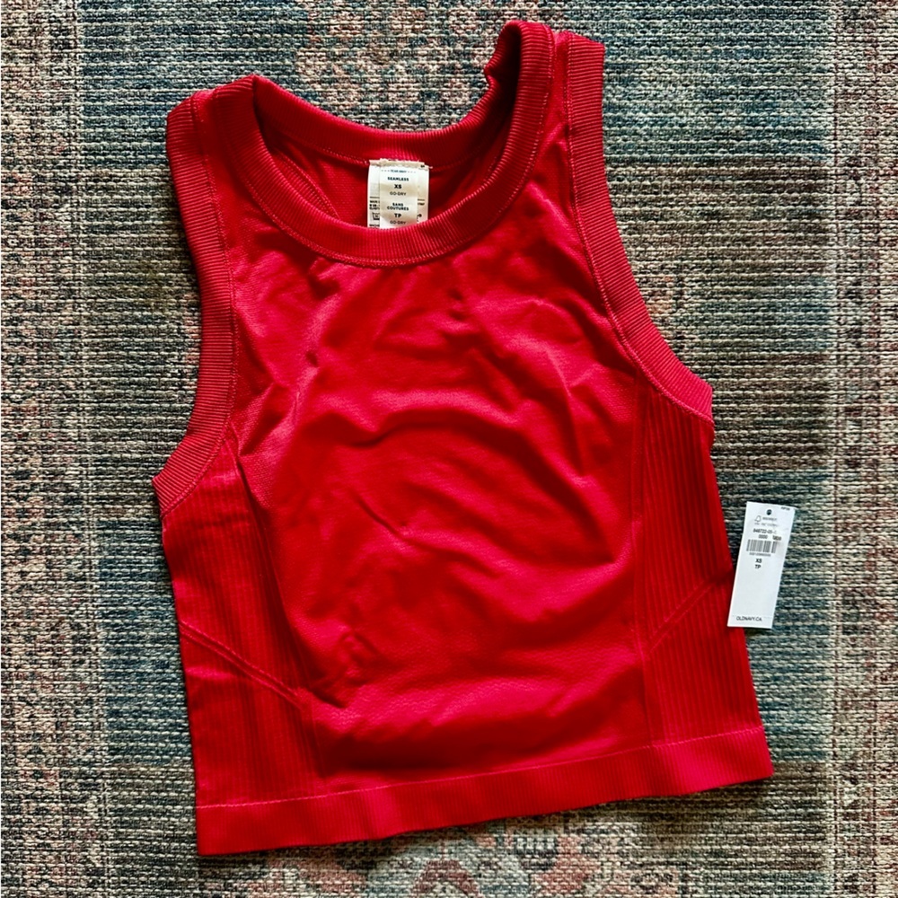 NWT: Old Navy fitted seamless performance crop top | xs cherry tomato - Picture 3 of 4
